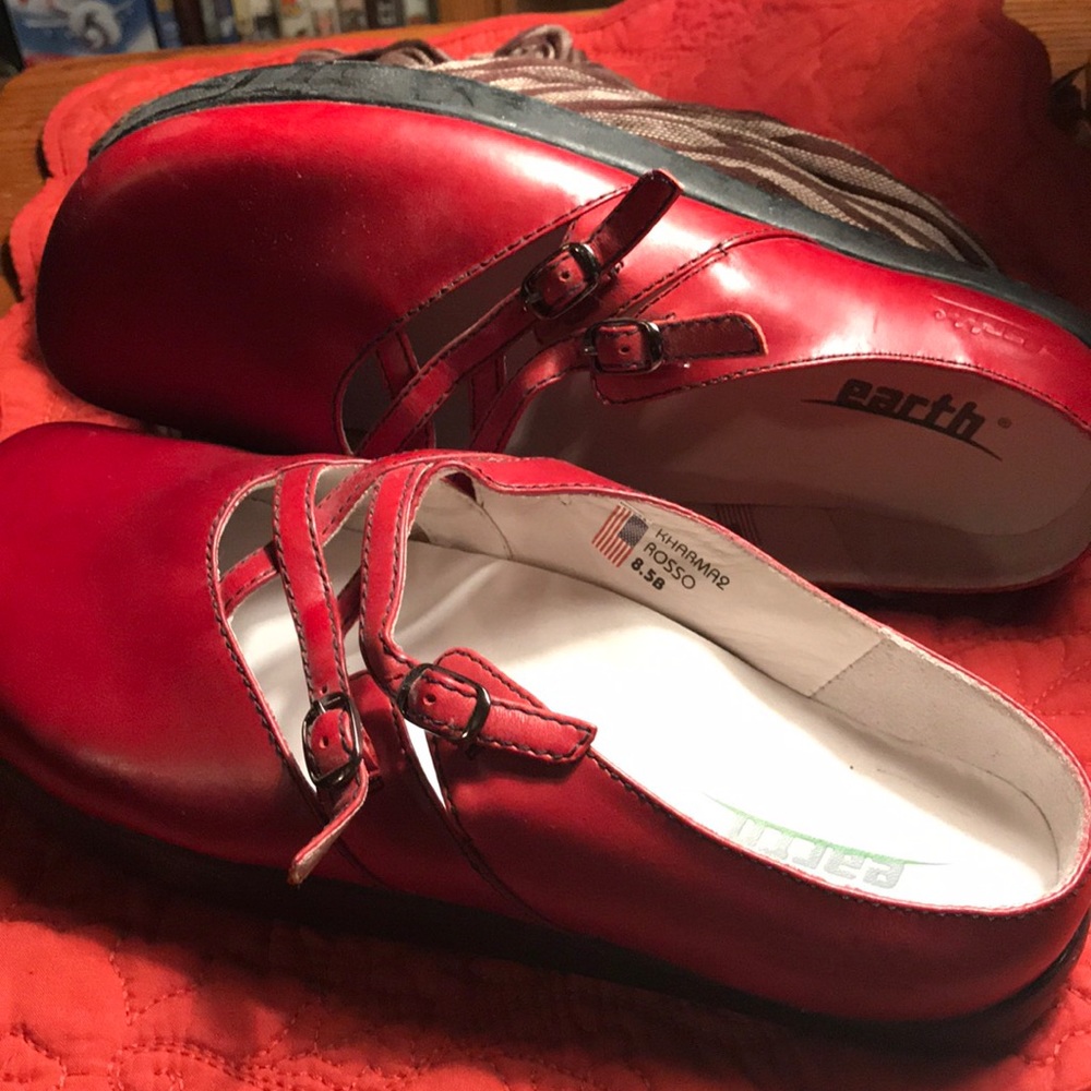 Earth Shoes
